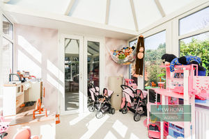 Photo 17- click for photo gallery